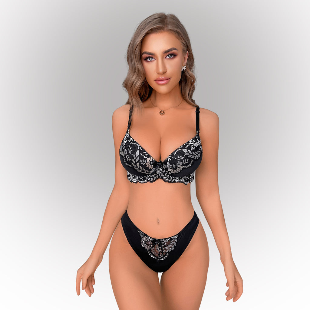 Self-Design Heavily Padded Lingerie Set