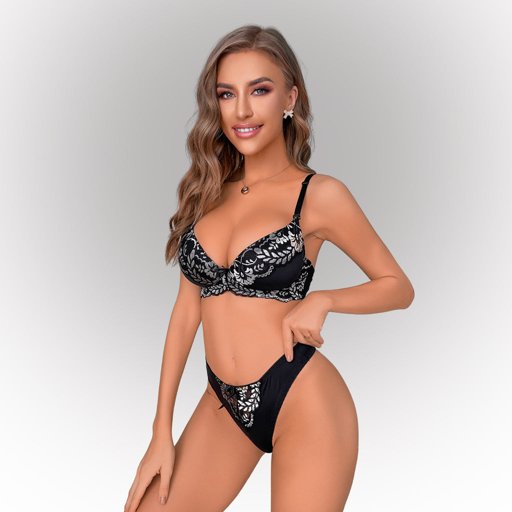 Self-Design Heavily Padded Lingerie Set