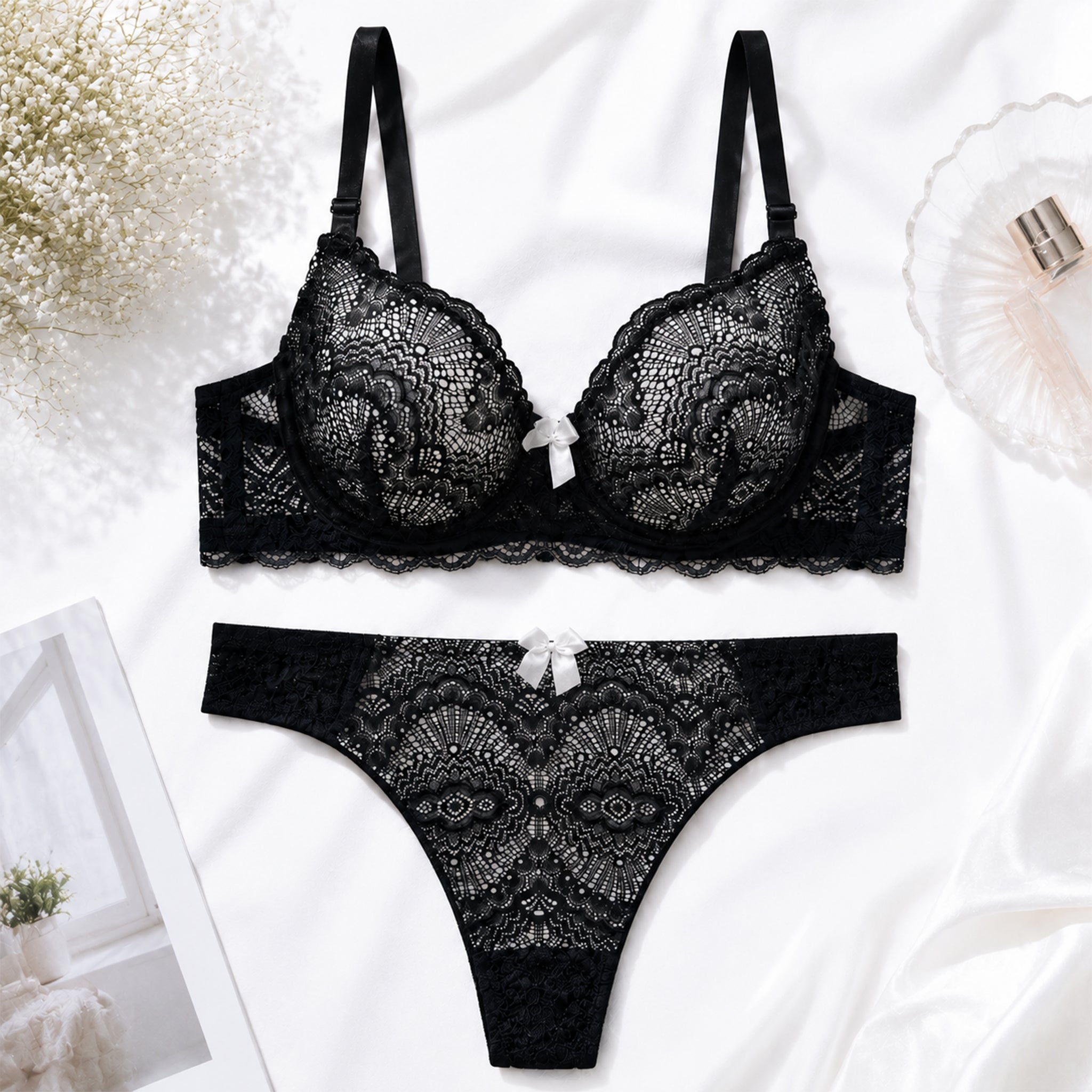 Women’s Self Design Lace Underwired Bra & Bikini Panty Lingerie Set –  Black & White
