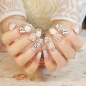 Rhinestone fake nail patch shiny wear